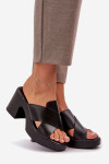 Lehké sandály na podpatku z eko kůže černé Kacaria 38