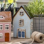 Ib Laursen Keramický svícen Nyhavn Double Door/Black Roof, modrá barva, keramika