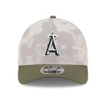 New Era Pánská kšiltovka Los Angeles Angels MLB 2025 Armed Forces 9FORTY M-Crown A-Frame Snapback