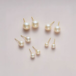 Náušnice s bílou perlou Cinzia Gold - 4 mm, chirurgická ocel, Zlatá Bílá