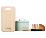 Maileg chlebník s prkýnkem a nožem - Miniature bread box, cutting board and knife - Maileg Chlebník a prkénko pro zvířátka Maileg, modrá barva, přírodní barva, dřevo, kov