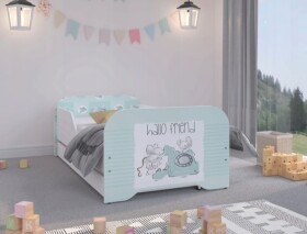 DumDekorace Úchvatná mentolová dětská postel s myškami 140 x 70 cm