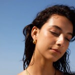 ELENYS Golden Drop – pozlacené náušnice 18K žluté zlato