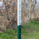 Kovový ohradníkový T-sloupek 182 cm