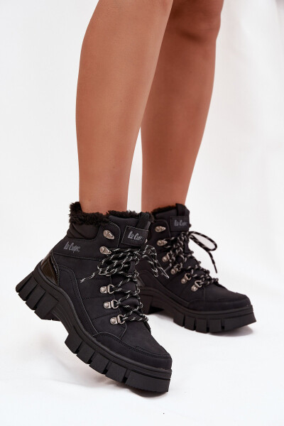 Zateplené dámské vysoké boty Lee Cooper LCJ-25-31-3911 Černé 37