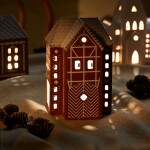 KÄHLER Porcelánový svícen Gingerbread Lighthouse Large, hnědá barva, keramika