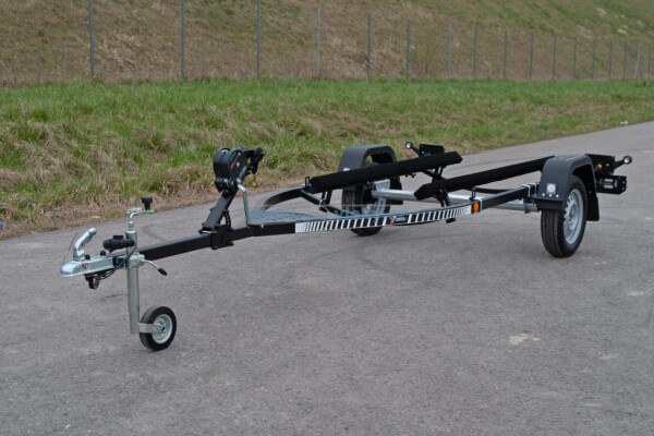 Thomas Trailers Vozík pro vodní skútr Thomas JET 750kg