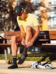 Kompresní běžecké ponožky Compressport Pro Marathon Socks V2.0 - Black/Safe Yellow/Neo Pink Velikost: EU 45-48