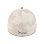 New Era Pánská kšiltovka St. Louis Cardinals MLB 2025 Armed Forces 39THIRTY Flex Velikost: S/M