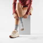 Dámské merino turistické ponožky SMARTWOOL Women's Hike Light Cushion Crew Socks, Lightgreywhite velikost: 34-37 (S)