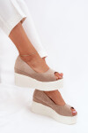 Dámské sandály na klínu a platformě béžové Felyra 40