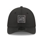 New Era Pánská kšiltovka New York Giants NFL Black 2026 Training Camp 39THIRTY Flex Velikost: M/L