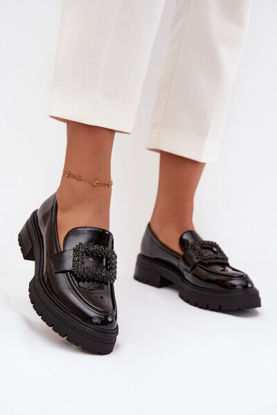 Lakované polobotky dámské mokasyny s ozdobnou sponou Černé Luvianne 40