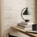 Ferm Living Designová stmívatelná lampa Meridian Black, černá barva, kov