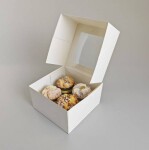 Dortisimo Bílá krabice s okénkem na 4 ks muffinů (17,7 x 17,7 x 10 cm)