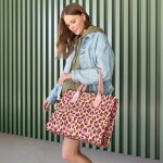 Stylová kabelka Reisenthel Daily Shopper Smiley® leo blush
