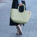 Nákupní taška Reisenthel Loopshopper L Puffer iced matcha