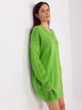 Tmavě zelené pletené šaty s výstřihem