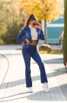 Sexy tmavý denim použitý vzhled flarred Jeans denimblue