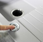 EcoMaster Samostatné pneutlačítko kulaté Lesklý chrom 8596220000101