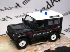 007James Bond LAND ROVER DEFENDER QUANTUM OF SOLACE- IXO/ALTAYA 1:43