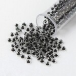 Skleněný rokajl - 6/0 - 4 x 3 mm - průhledný s černým středem - třída A -1 g