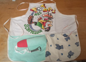 Ptakoviny.cz Zástěra s otvírákem - Fotbal nás schmeluje