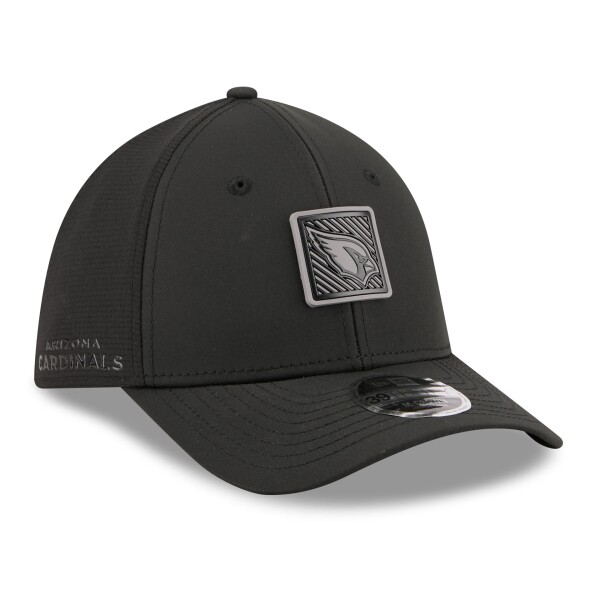 New Era Pánská kšiltovka Arizona Cardinals NFL Black 2026 Training Camp 39THIRTY Flex Velikost: S/M