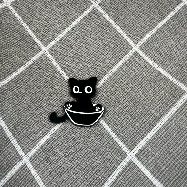 Pinarna.cz Černá kočka v misce