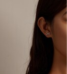 ELENYS Royal Fashion stříbrné peckové náušnice Třpytivý symbol nekonečna