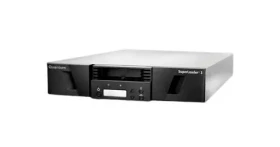 Quantum SuperLoader 3 LTO-9 / Pásková knihovna / 16 pozic / 2 magazíny / SAS / 19" 2U Rack (ET-Q29AE-YE)