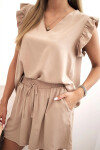 Dámská souprava z viskózy, halenka s volánky a krátké šortky, camelový UNI
