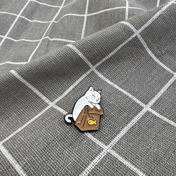 Pinarna.cz Kočička s pytlíkem rybiček