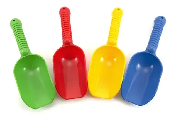 TEDDIES Kupecká lopatka na písek 24 cm / Hračka na zahradu / Plast (220)