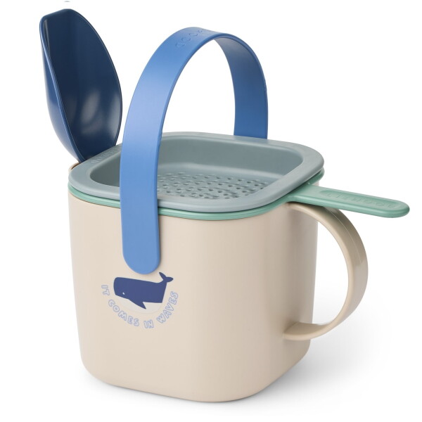 LIEWOOD Hračky na písek Roald Shark Dove Blue, béžová barva, plast