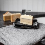 Almara Soap Přírodní mýdlo Ovesný koláč, béžová barva