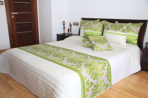 DumDekorace Luxusní přehozy na postel v bílé barvě s ornamenty Abstraktní vzor Šířka: 170 cm | Délka: 210 cm + 4ks (2ks 40x40 cm a 2ks 50x60 cm, navíc k standardním) + 14,90 € Béžová Šířka: 170 cm | Délka: 210 cm