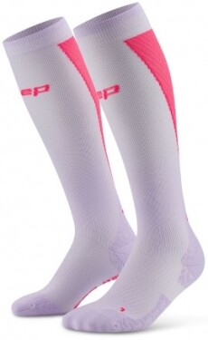 CEP dámské běžecké kompresní podkolenky ULTRALIGHT 4.0 - lilac/pink Velikost: II (25-31 cm obvod lýtka)