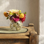 MADAM STOLTZ Skleněná váza Flower Petals, čirá barva, sklo