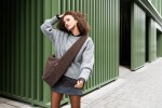 Taška přes rameno Reisenthel Moonbag Teddy chocolate