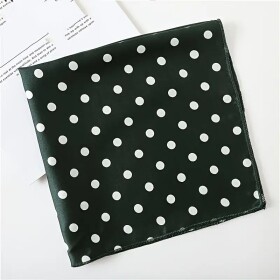 Ptakoviny.cz Šátek s puntíky černý 47x47 cm