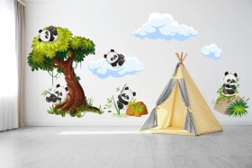 DumDekorace DumDekorace Nálepka na zeď pro děti veselé pandy na stromě cm