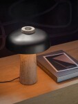 Audo Copenhagen Stmívatelná stolní LED lampa Reverse Travertine Bronzed Brass, hnědá barva, přírodní barva, kov, kámen