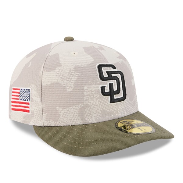 New Era Pánská kšiltovka San Diego Padres MLB 2025 Authentic Armed Forces Pre-Curved 59FIFTY Fitted Velikost: 7 3/8
