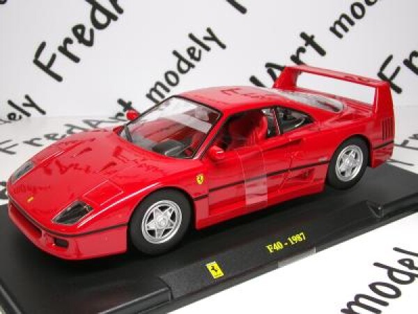 FERRARI F40 1987 - Bburago 1:24