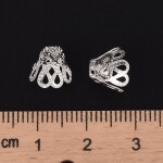 Kovový kaplík - květina - stříbrný - ∅ 7 x 9 mm - 1 ks