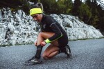 Compressport Thin On/Off Sportovní funkční světle modrá - Běžecká čelenka Compressport Headband On/Off - Flash Fluo Yellow/Black