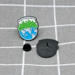 Pinarna.cz Zeměkoule plná hrášků - Peas on Earth / Mír (Hrášek) na Zemi