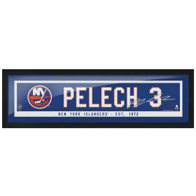 Mustang Obraz v rámu New York Islanders NHL Adam Pelech 6" x 22" Replica Autograph