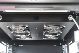 DIGITUS 19" černá / Větrací jednotka / 4 ventilátory / termostat / pro Unique, Dynamic (DN-19 FAN-4-B-N)